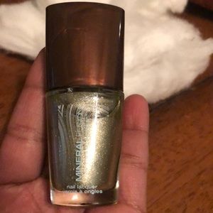 Mineral Fusion in Gold Fusion